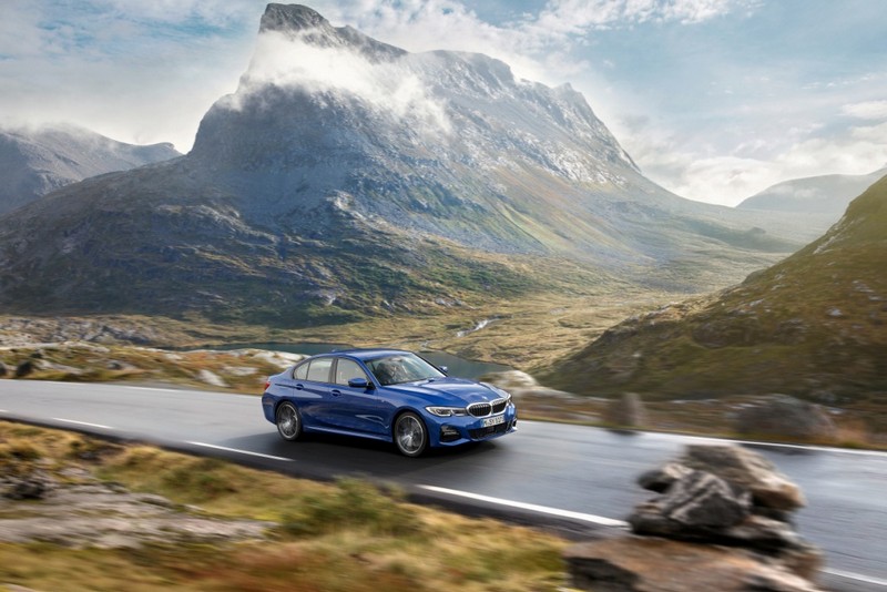 The all-new BMW 3 Series Sedan.
